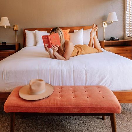 Contenta Inn カーメル・バレー エクステリア 写真