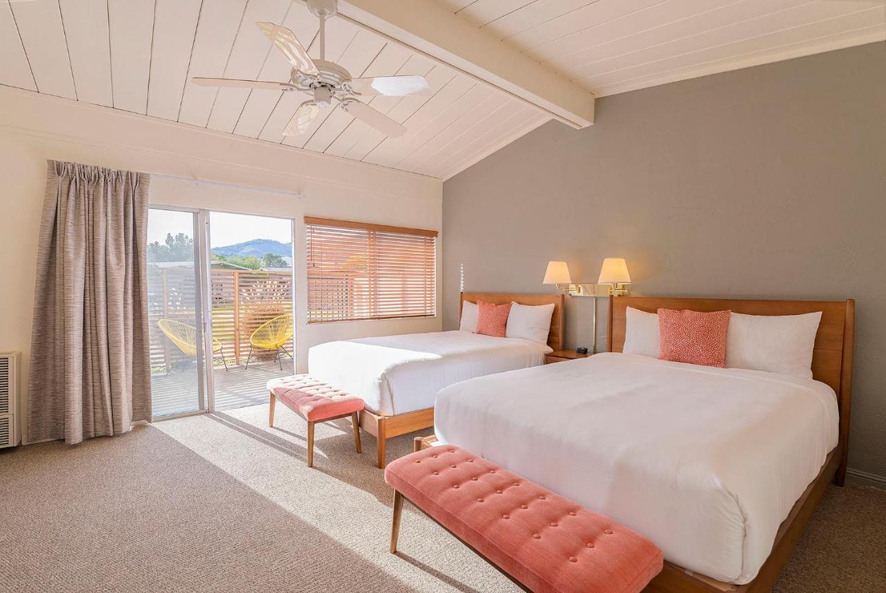 Contenta Inn カーメル・バレー エクステリア 写真